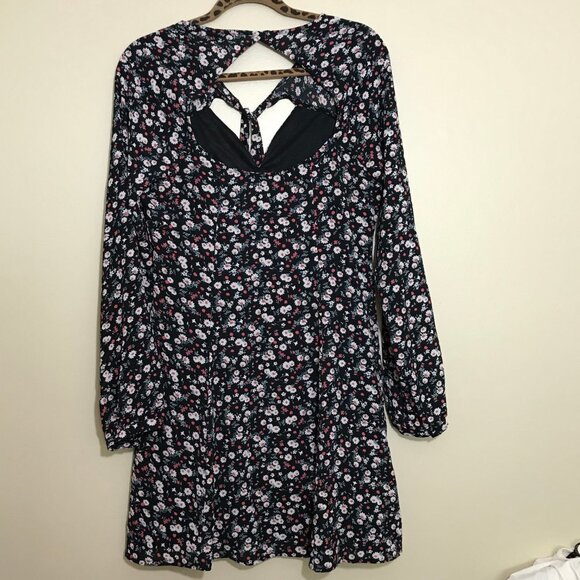 Flying Tomato Open Back 3/4 Sleeves Floral Dress 2201 - Picture 2 of 8